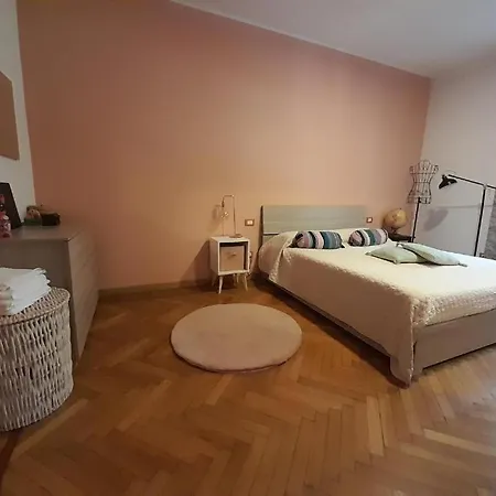 Apartment Marche91 *